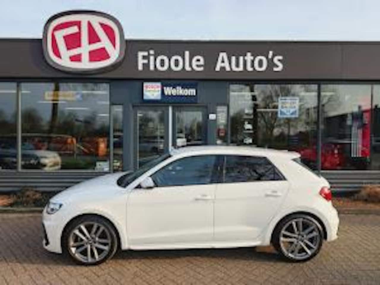 Audi A1 Sportback - 1.5 TFSI S Line Pro Line S Carplay, Stoelverw. 18inch, dealer onderhouden, S-Line - AutoWereld.nl