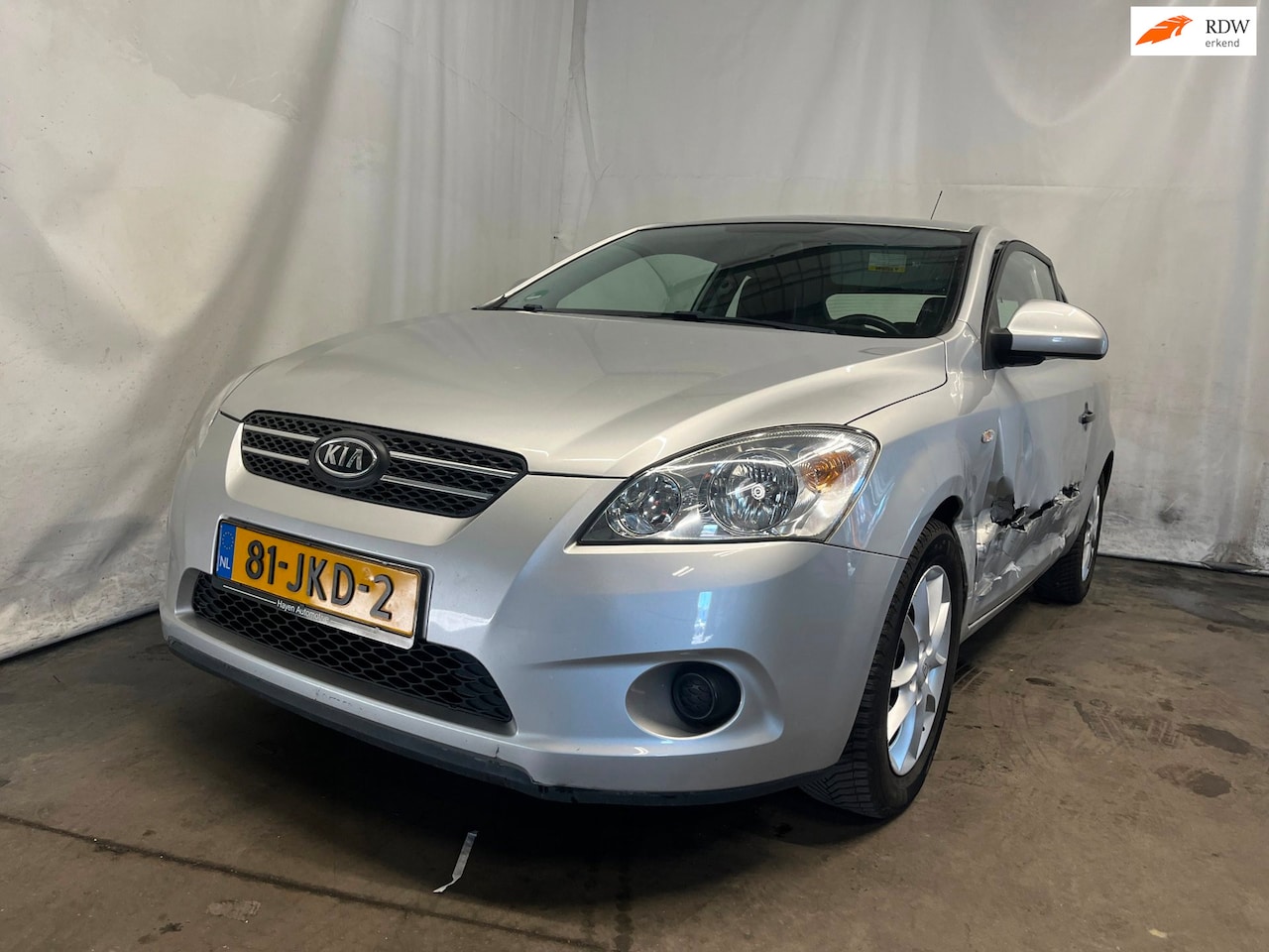 Kia Pro cee'd - 1.4 Fifteen ISG - Linker Zijschade - AutoWereld.nl