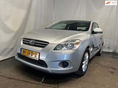 Kia Pro cee'd - 1.4 Fifteen ISG - Linker Zijschade
