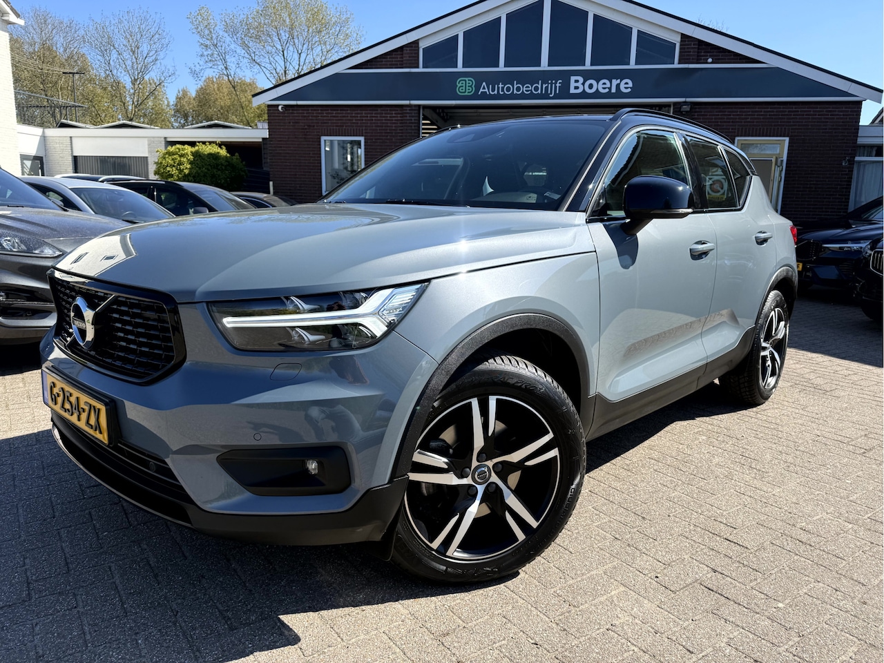 Volvo XC40 - 2.0 T4 190pk R-Design Navi, Camera, - AutoWereld.nl
