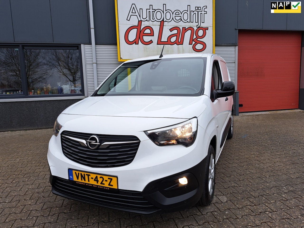 Opel Combo - 1.5D L1H1 Edition zeer luxe!trekhaak 89.000km!! - AutoWereld.nl