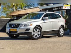 Volvo XC60 - 2.0 T5 Momentum I Nap I 17 inch I trekhaak I