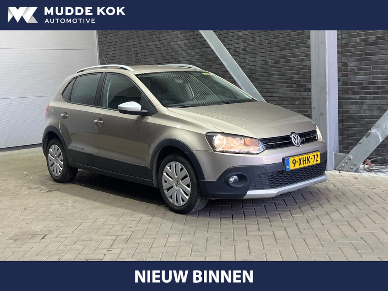 Volkswagen Polo - 1.2 TSI Cross | Automaat | Trekhaak | PDC V+A | Getint Glas - AutoWereld.nl