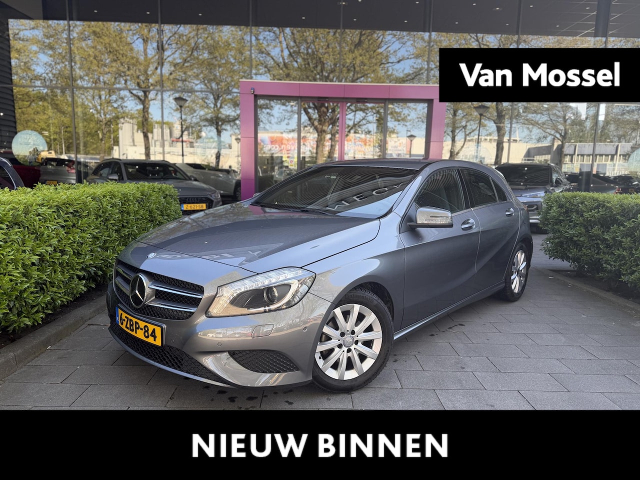 Mercedes-Benz A-klasse - 180 Ambition 4U3 | WORDT VERWACHT | NAVIGATIE | XENON | AIRCO | PARKEERSENSOREN | CRUISE C - AutoWereld.nl