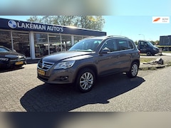Volkswagen Tiguan - 1.4 TSI Sport&Style Greyline Pano Huurkoop Inruil APK Garantie