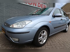 Ford Focus - 1.6-16V Collection Zeer nette en goed onderhouden auto