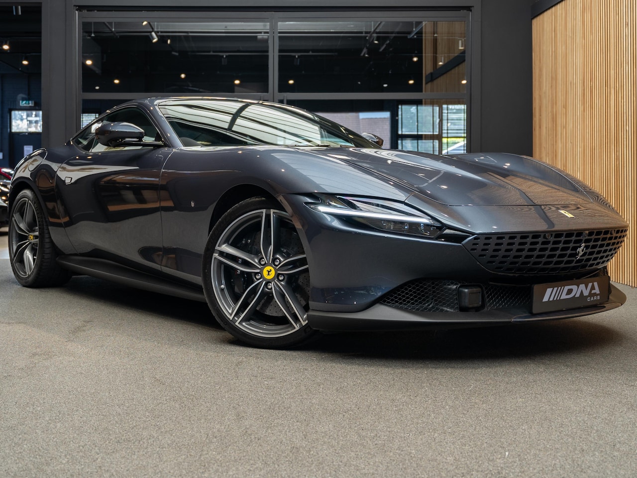 Ferrari Roma - JBL Passenger Display 3.9 V8 HELE Keramisch ADAS - AutoWereld.nl