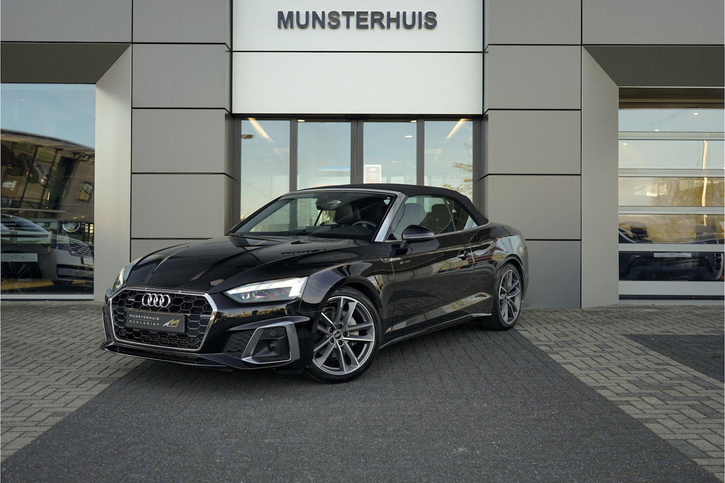 Audi A5 Cabriolet - 40 TFSI quattro S edition | Verwarmde voorstoelen | Afneembare trekhaak | - AutoWereld.nl