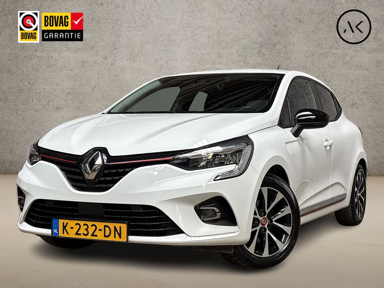 Renault Clio - 1.6 E-Tech Hybrid 140 Sport 140Pk Automaat (VIRTUAL COCKPIT, APPLE CARPLAY, GROOT NAVI, LM - AutoWereld.nl