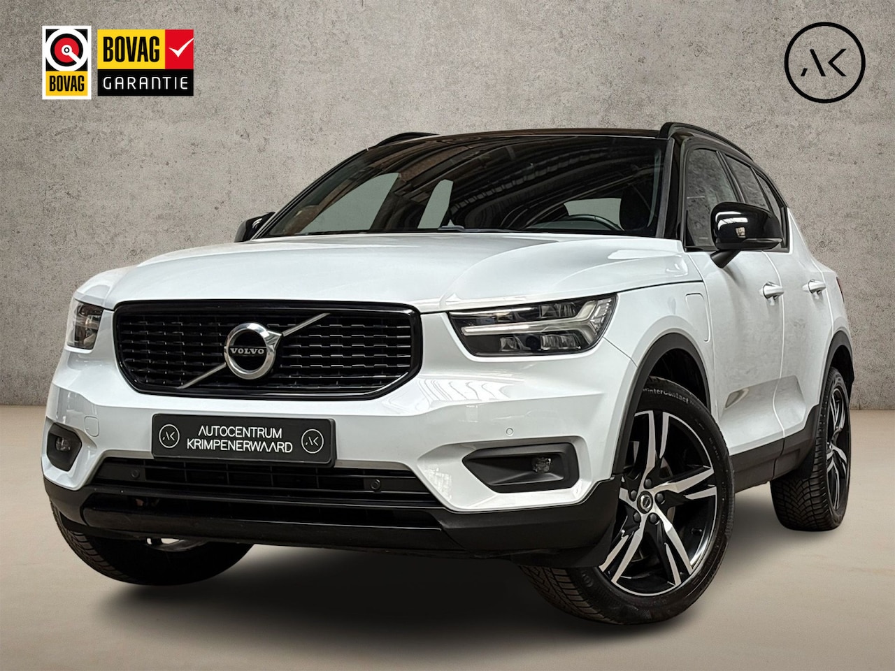 Volvo XC40 - 1.5 T4 Recharge R-Design 211Pk Automaat (APPLE CARPLAY, LEDER/ALCANTARA, CAMERA, GETINT GL - AutoWereld.nl