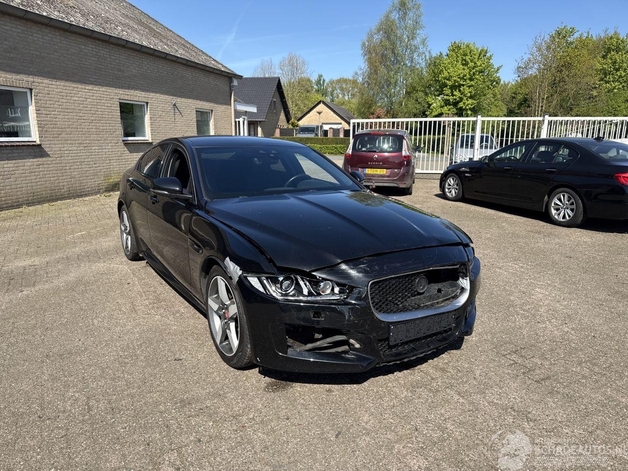 Jaguar XE - 2.0t Prestige REST BPM €5000,-!!! - AutoWereld.nl
