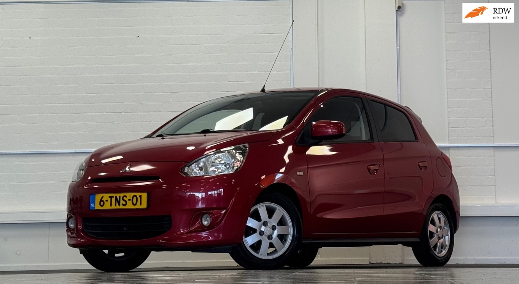 Mitsubishi Space Star - 1.0 Intense 1e Eigenaar 100% onderhouden - AutoWereld.nl