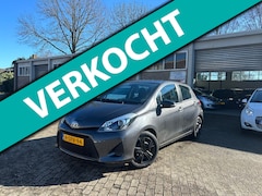 Toyota Yaris - 1.5 Full Hybrid Comfort Cliamte/ Dealer onderhouden NAP