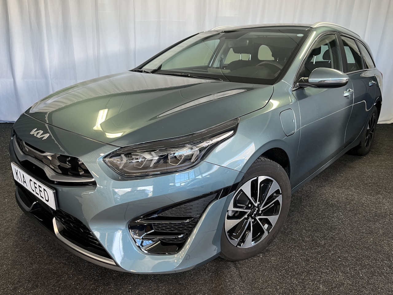 Kia Cee'd Sportswagon - Ceed 1.6 GDI PHEV DynamicLine 1E EIGN/ECC/APPLE/ADAPTIVE/TREKHAAK - AutoWereld.nl