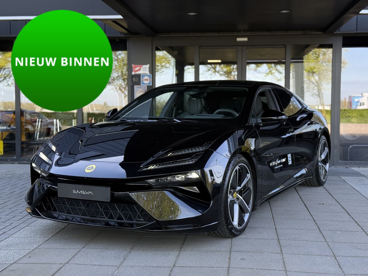Lotus Emeya - 600 GT SE 4WD Zwarte LM velgen Panorama dak Lederen interieur KEF geluidsinstallatie - AutoWereld.nl