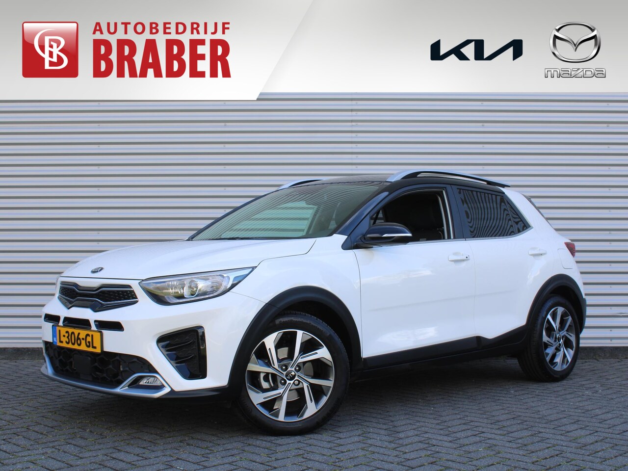 Kia Stonic - 1.0 T-GDi MHEV GT-Line | Trekhaak | Stuur-/stoelverwarming | Camera | Clima | Cruise | 17" - AutoWereld.nl