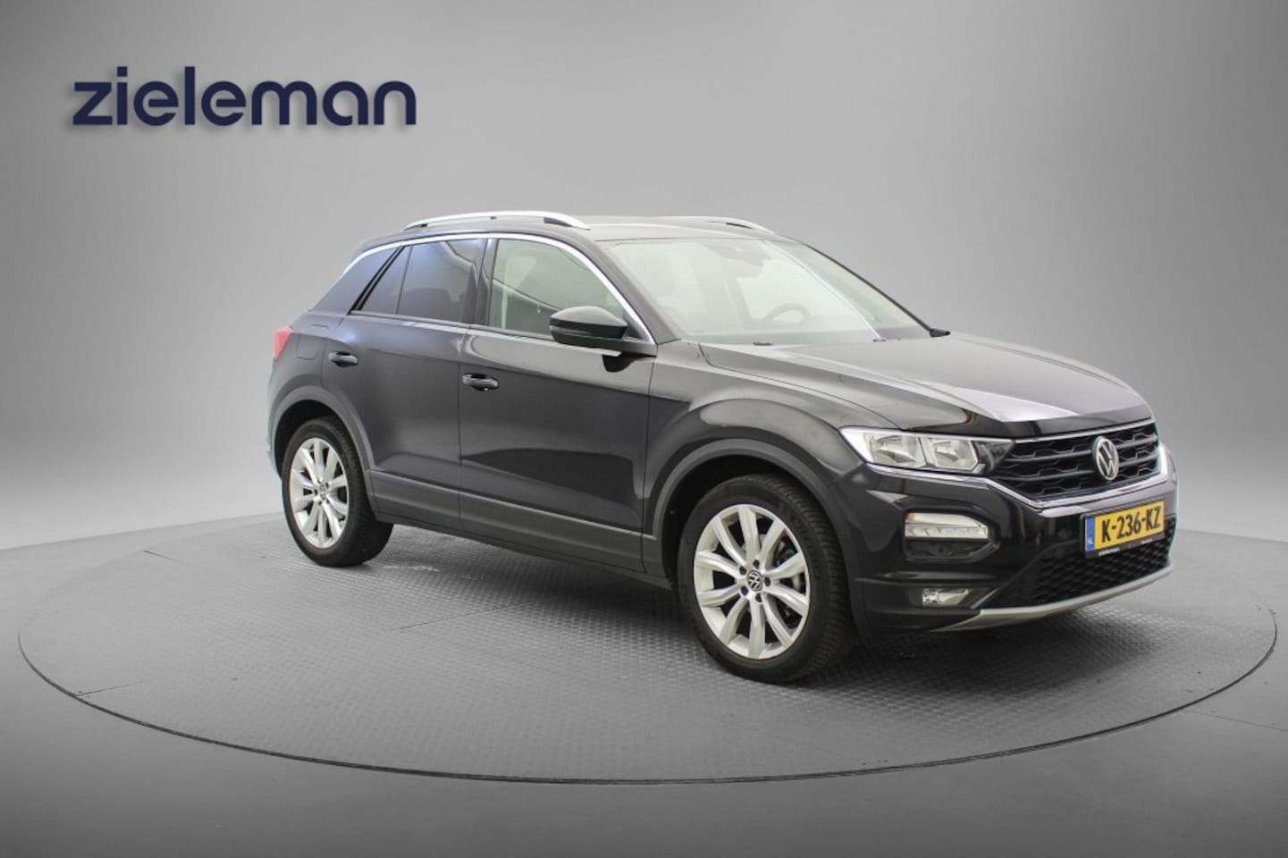 Volkswagen T-Roc - 1.5 TSI Style Business - Digitaal Cockpit, Carplay, Adapt. Cruise, Clima - AutoWereld.nl