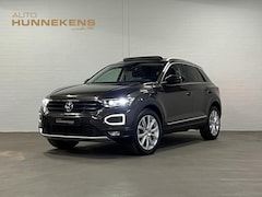 Volkswagen T-Roc - 1.5 TSI Sport Open dak | Adapt. cruise | Carplay | Climate control | Navigatie | 18'' lich