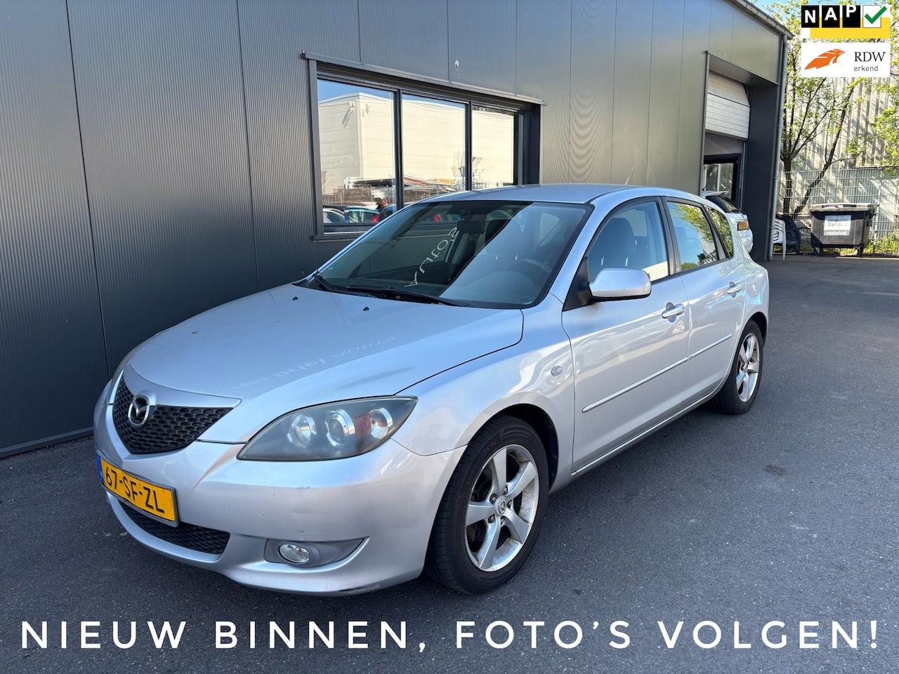 Mazda 3 Sport - 1.6 Executive 1.6 Executive / Nieuwe APK! - AutoWereld.nl