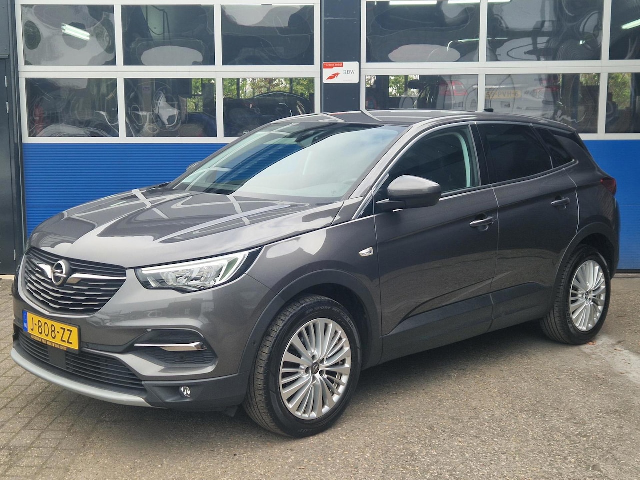 Opel Grandland X - 1.2 Turbo Innovation / Camera / Carplay / Navigatie / Cruise C. / ECC / Parkeersensoren / - AutoWereld.nl