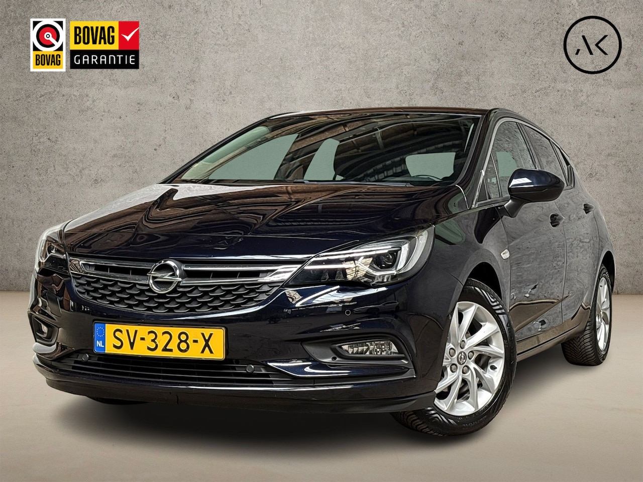 Opel Astra - 1.0 Innovation (APPLE CARPLAY, GROOT NAVI, CLIMATE, CAMERA, ADAPTIVE CRUISE, KEYLESS, SPOR - AutoWereld.nl