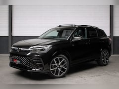 Volkswagen Tiguan - 1.5 eTSI R-Line |Pano|H&K|360|ACC|Massage