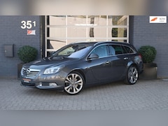 Opel Insignia Sports Tourer - 2.8 T Cosmo 4x4 260PK Automaat|Leder|Navi
