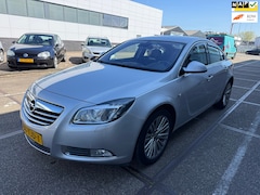 Opel Insignia - 2.0 T Cosmo /AUTOMAAT / APK / NAP / AIRCO / BOEKJES / ELEK STOELEN / ZEER NETTE AUTO