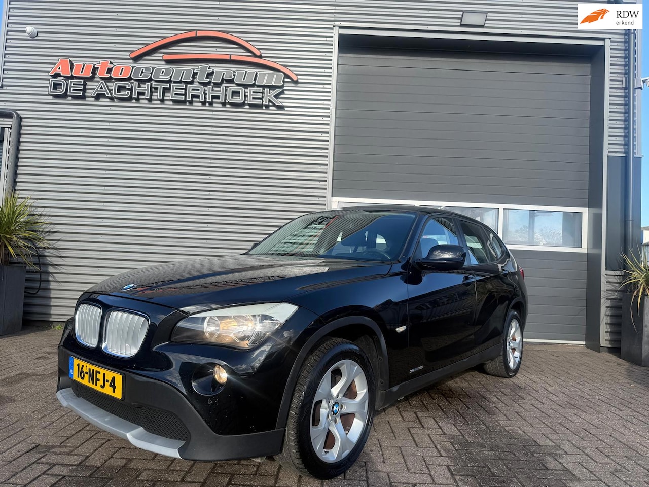 BMW X1 - SDrive18i Airco | 5-Deurs!! - AutoWereld.nl