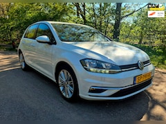 Volkswagen Golf - 1.0 TSI Comfortline / Navigatie / Climate Control