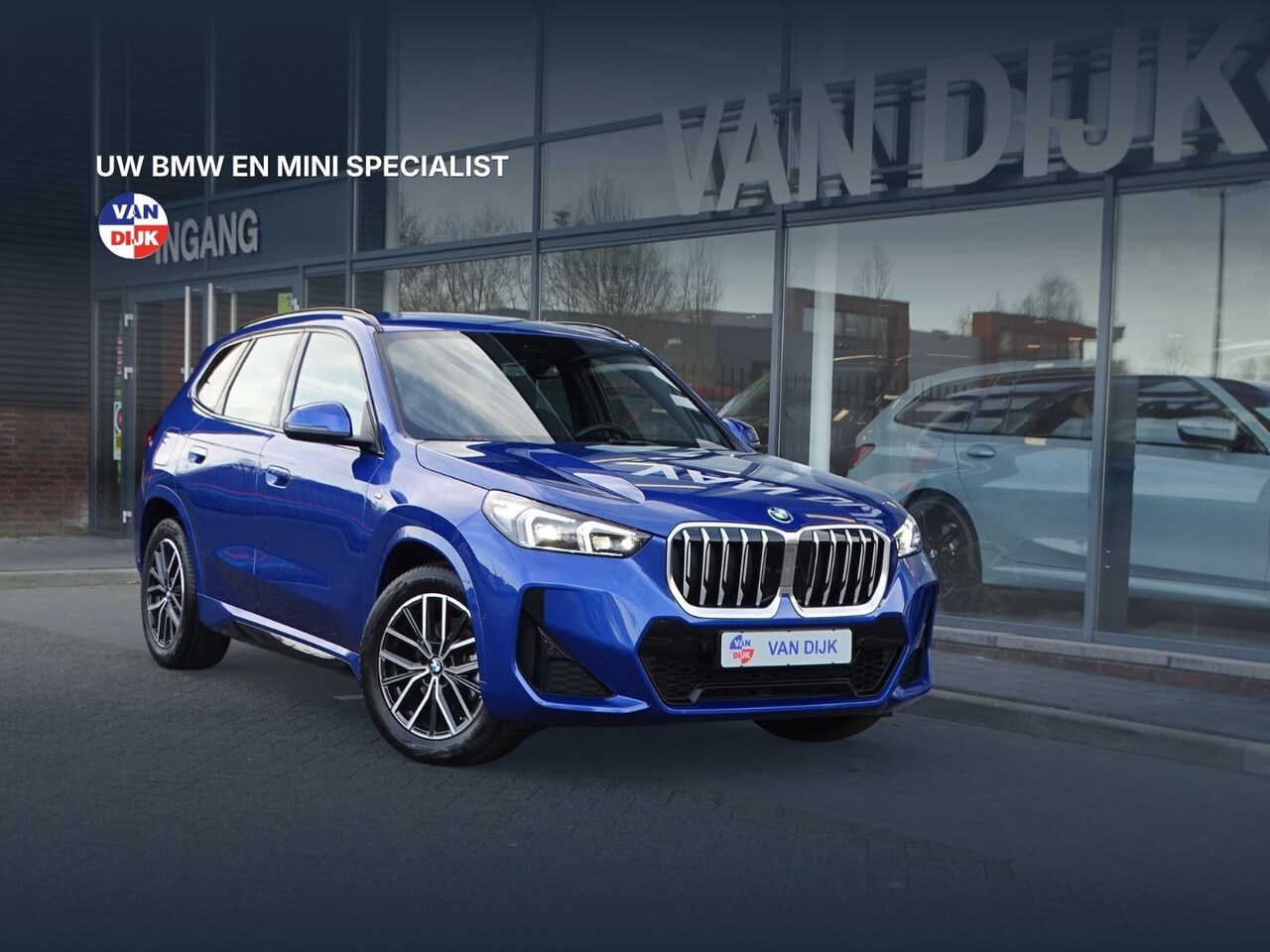 BMW X1 - sDrive18i M Sportpakket Premium-Pack Ada.Led Navigatie Camera Keyless-entry 18"LM Velgen - AutoWereld.nl