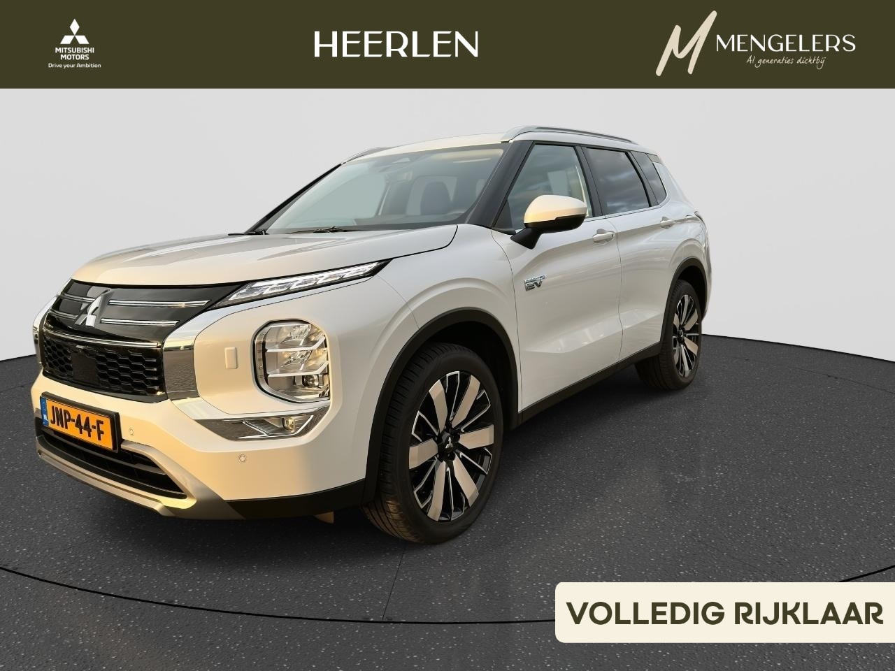 Mitsubishi Outlander - 2.4 PHEV First Edition | Rijklaar | Demo | All Season Banden | - AutoWereld.nl