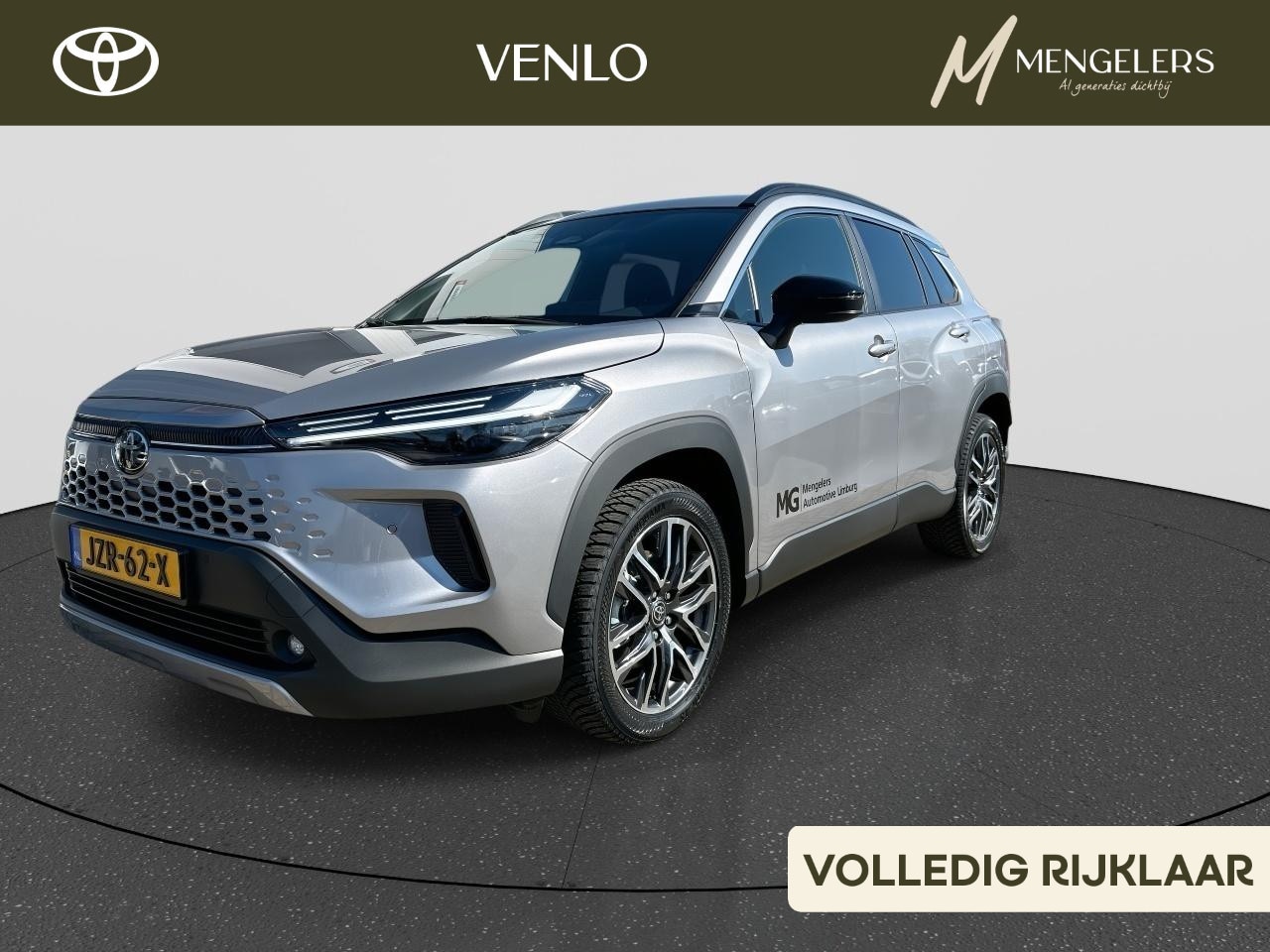 Toyota Corolla Cross - Hybrid 140 Dynamic RIJKLAAR | Demo | All-Seasonbanden - AutoWereld.nl