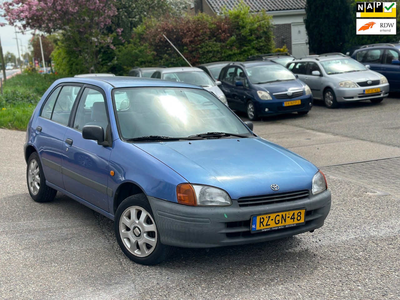 Toyota Starlet - 1.3-16V 1.3-16V - AutoWereld.nl
