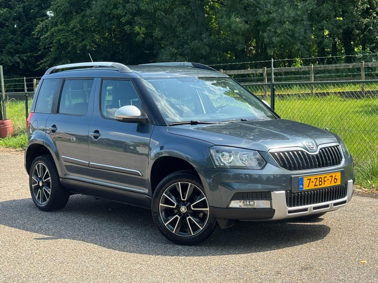 Skoda Yeti Outdoor - 1.2 TSI Elegance /Trekhaak/Xenon/Navi/Camera/ - AutoWereld.nl