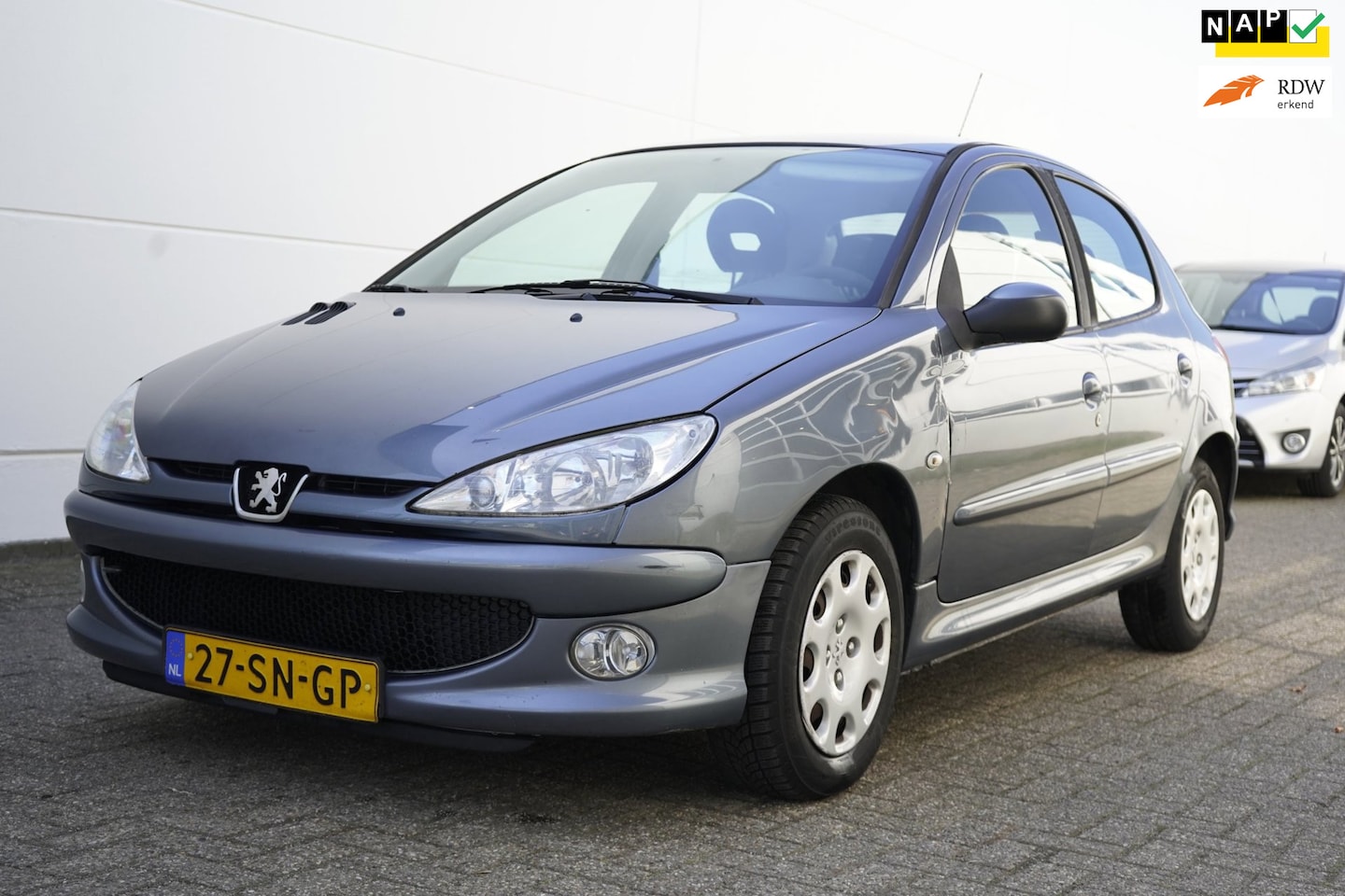 Peugeot 206 - 1.4 Air-line 1.4 Air-line, 5 deurs, Airco, Koopje! NAP - AutoWereld.nl