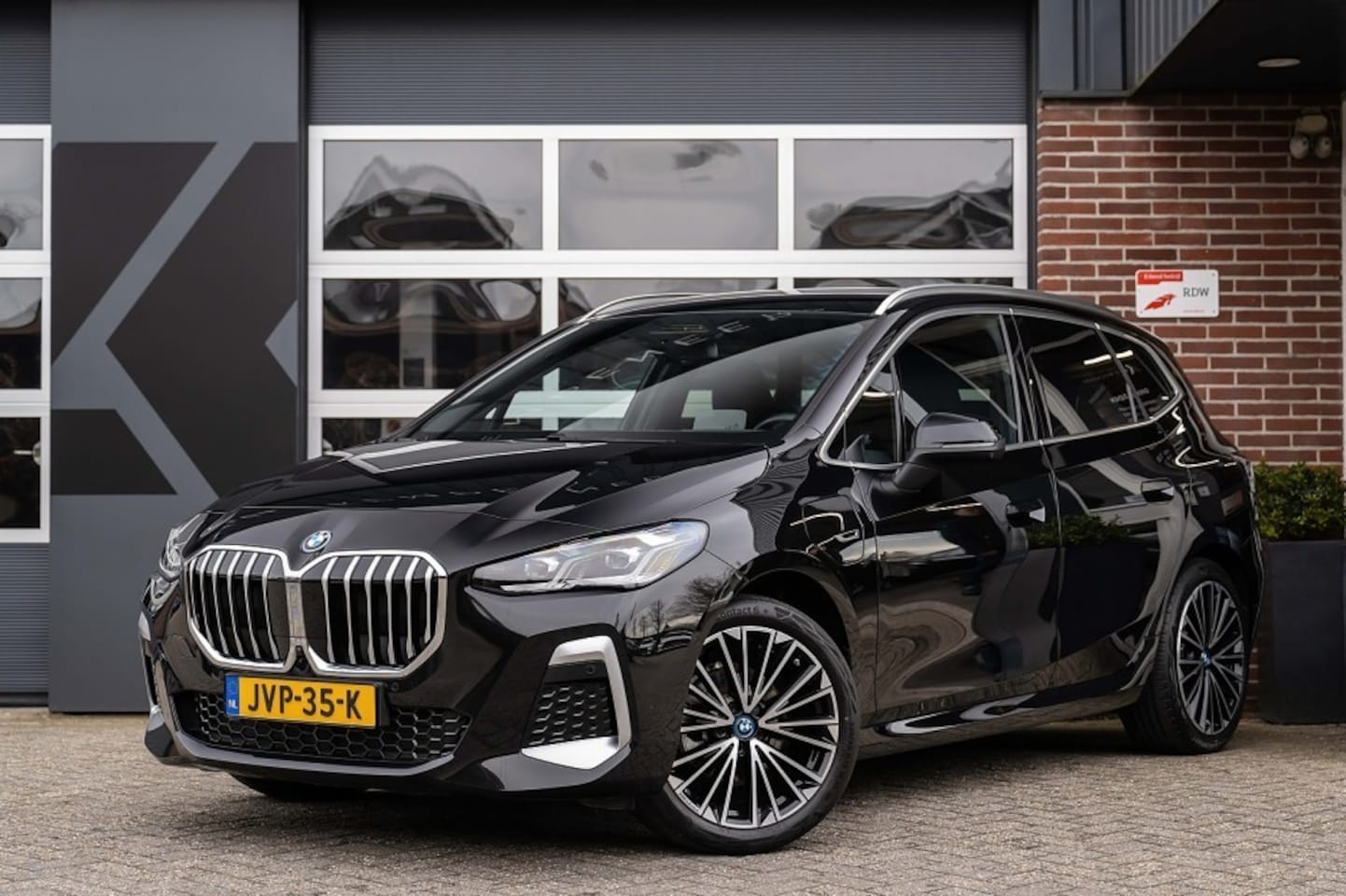 BMW 2-Serie - 225 225e xDrive M Sport | Panorama | Harman/Kardon | Head-Up | Driving Ass. Pro | Memory | - AutoWereld.nl