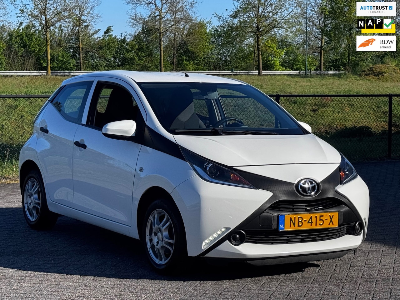Toyota Aygo - 1.0 VVT-i x-now+AIRCO+CRUISE+DEALERONDERHOUDEN+NAP - AutoWereld.nl