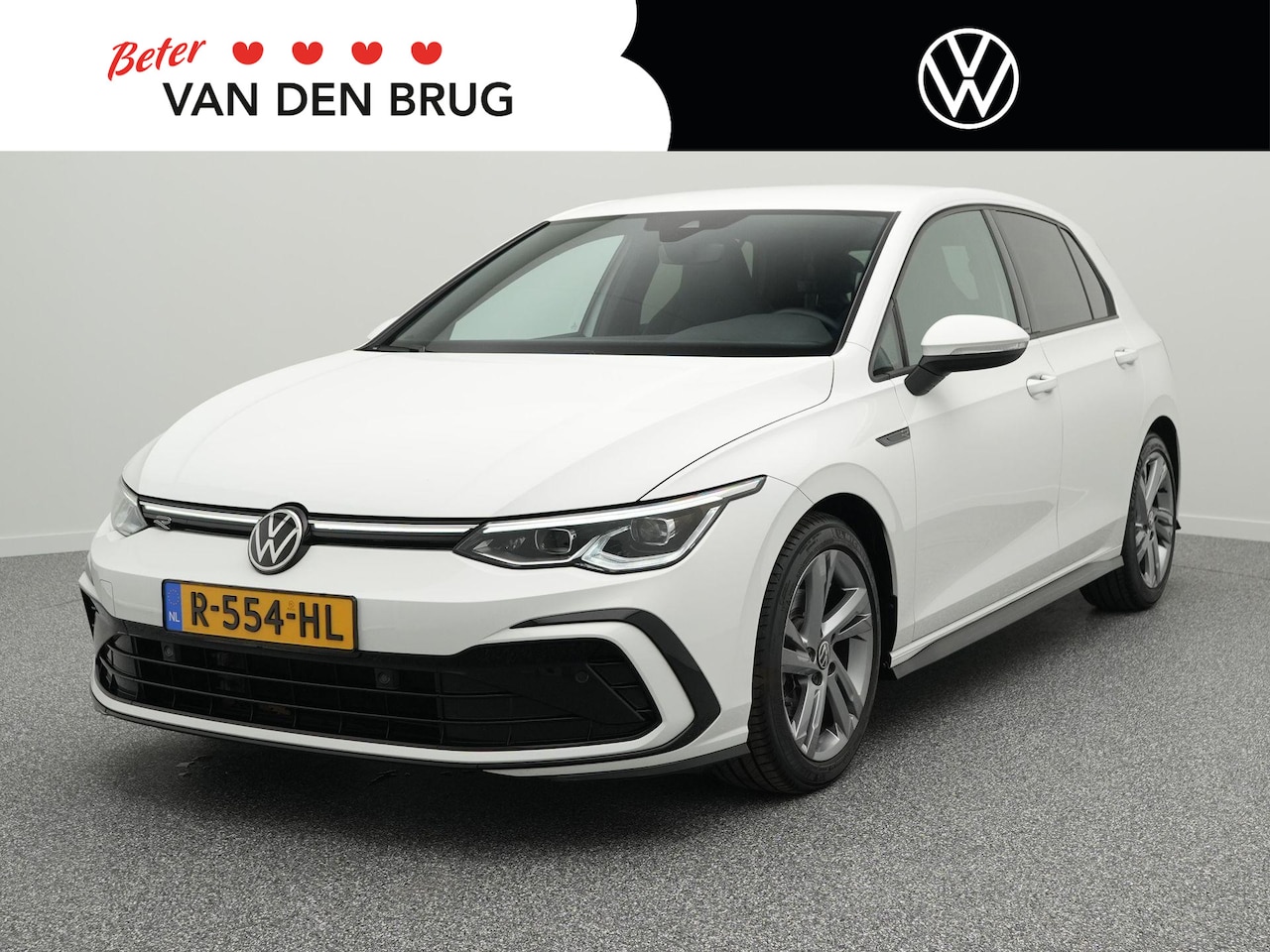 Volkswagen Golf Variant - R-Line 1.5 TSI 150 PK | LED | Achteruitrijcamera | Side Assist | Navigatie | Adaptieve Cru - AutoWereld.nl
