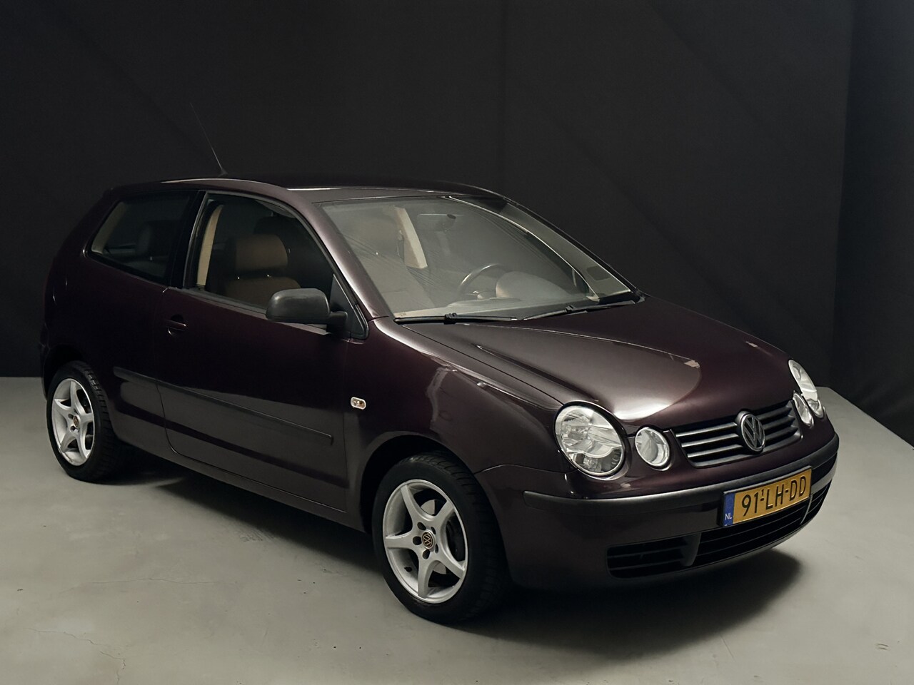 Volkswagen Polo - 1.4-16V Comfortline AUTOMAAT*AIRCO*ZUINIG* - AutoWereld.nl
