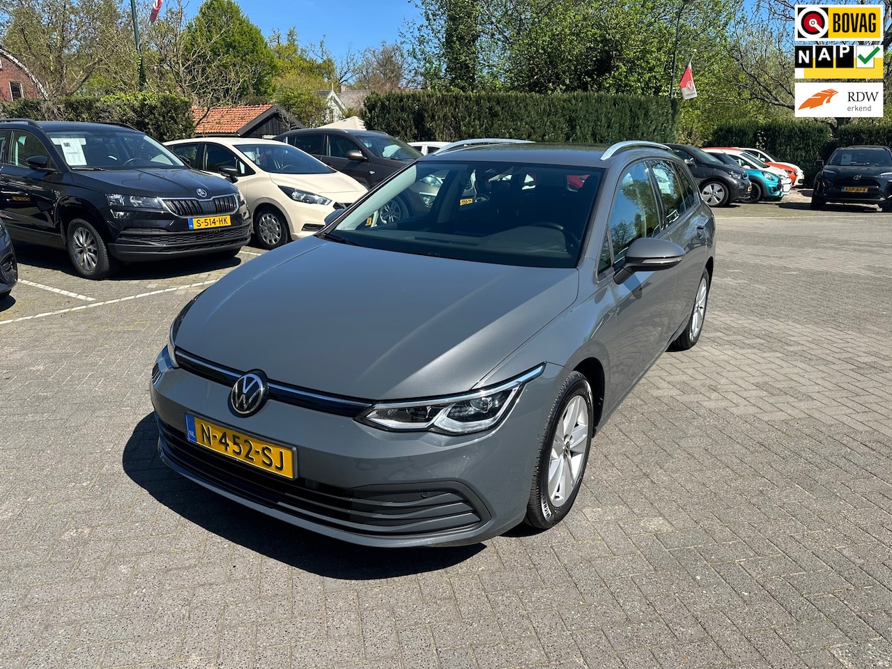 Volkswagen Golf Variant - 1.0 eTSI Life Business 1.0 eTSI Life Business , automaat , navigatie , pdc voor en achter met camera - AutoWereld.nl