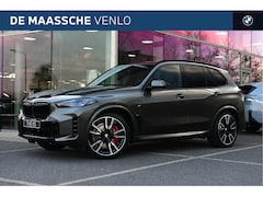 BMW X5 - xDrive50e M Sport Automaat / Panoramadak / Trekhaak / Comfortstoelen / Parking Assistant P