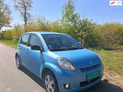 Daihatsu Sirion 2 - 1.3-16V Sport