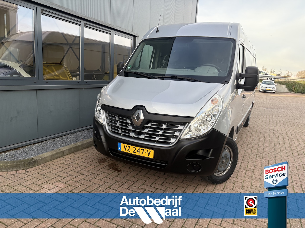 Renault Master - T35 2.3 dCi 125pk L3H2 Laadklep 1555KG LAADGEWICHT CAMERA/NAVI/CRUISE/AIRCO/1E EIGENAAR! - AutoWereld.nl