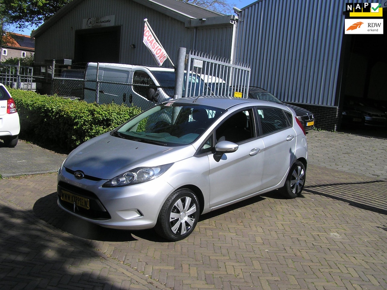 Ford Fiesta - 1.25 Limited 129 d km nap pas airco 1e eigenaar nieuwe apk - AutoWereld.nl