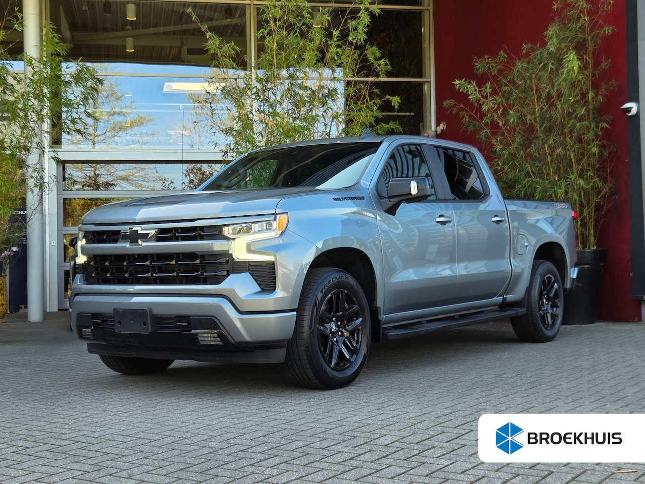 Chevrolet Silverado - 1500 RST 6.2 V8 | Schuifdak | 360 Camera | BOSE - AutoWereld.nl