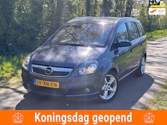 Opel Zafira - 2.2 Cosmo | 7-Persoons + Cruise + Airco |