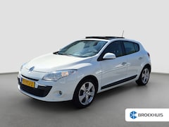 Renault Mégane - 1.4 TCe Dynamique Trekhaak | Panoramadak | Parkeersensoren voor + Achter | Climate control