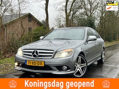 Mercedes-Benz C-klasse - 200 K Avantgarde | AMG- Pakket + Pano + Leder + Navi + Cruise + Automaat Nu € 5.975,