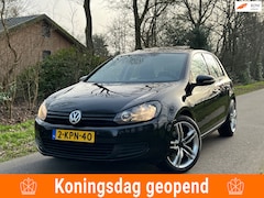 Volkswagen Golf - 2.5 5-Cilinder | DSG + Dakje + Cruise + Clima + Navi Nu € 8.975,